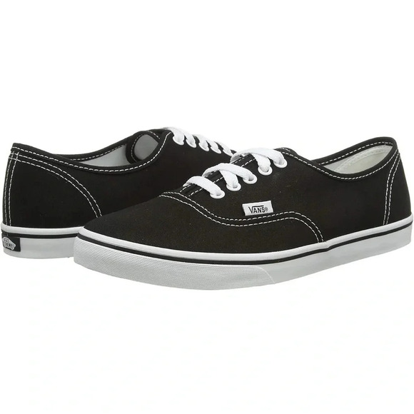 Vans | Authentic | Low Pro | Black Canvas Shoes | Women’s size 7 - Picture 1 of 10